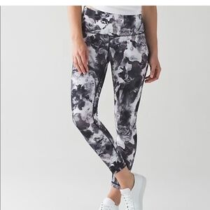 Lululemon Wunder Under Crop